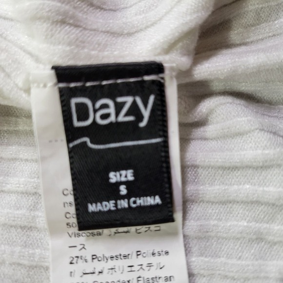 Dazy Cardigan Women's S White Knit‎ Button Front Ribbed Long Sleeves Lightweight - Picture 2 of 8